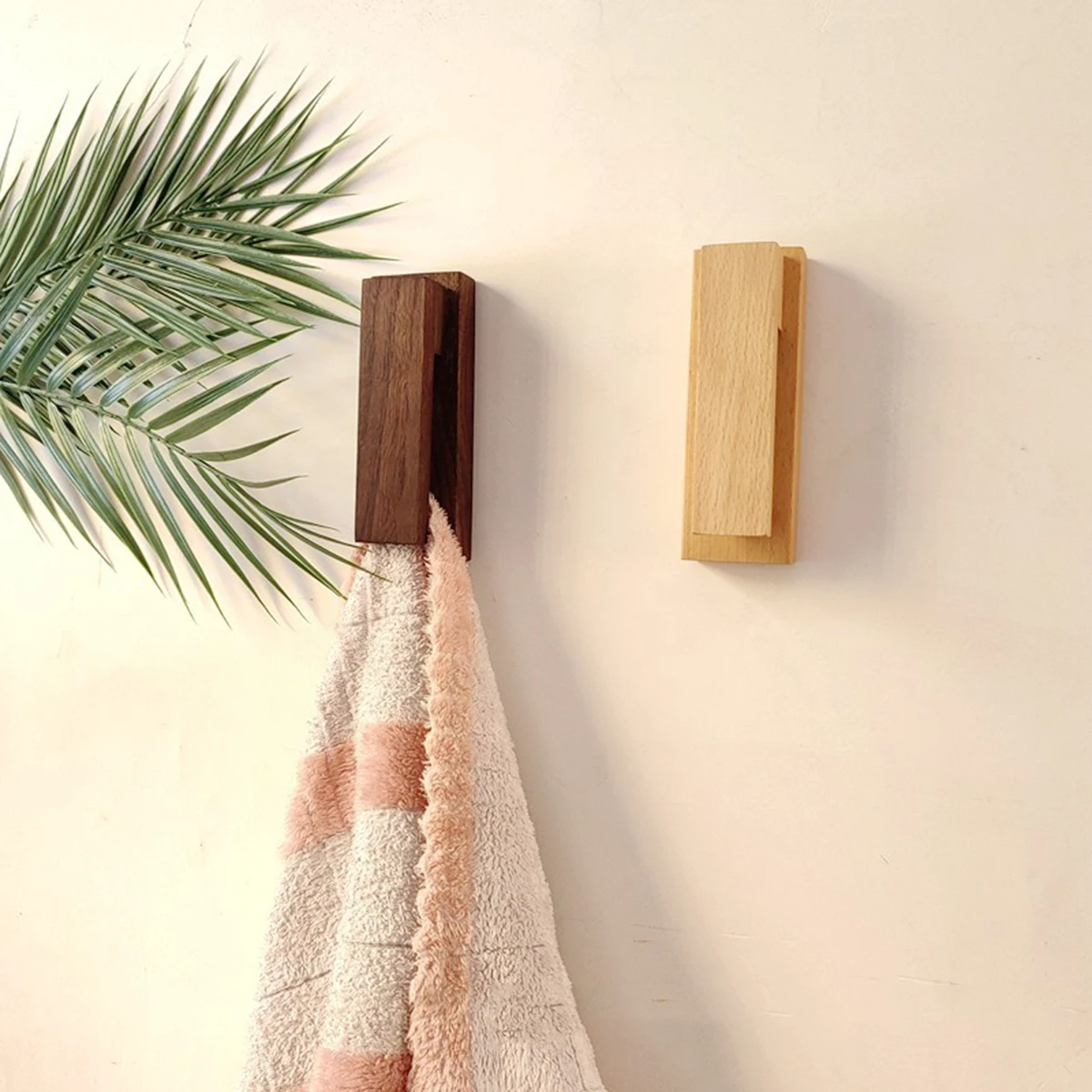 PureWood Wall Grips